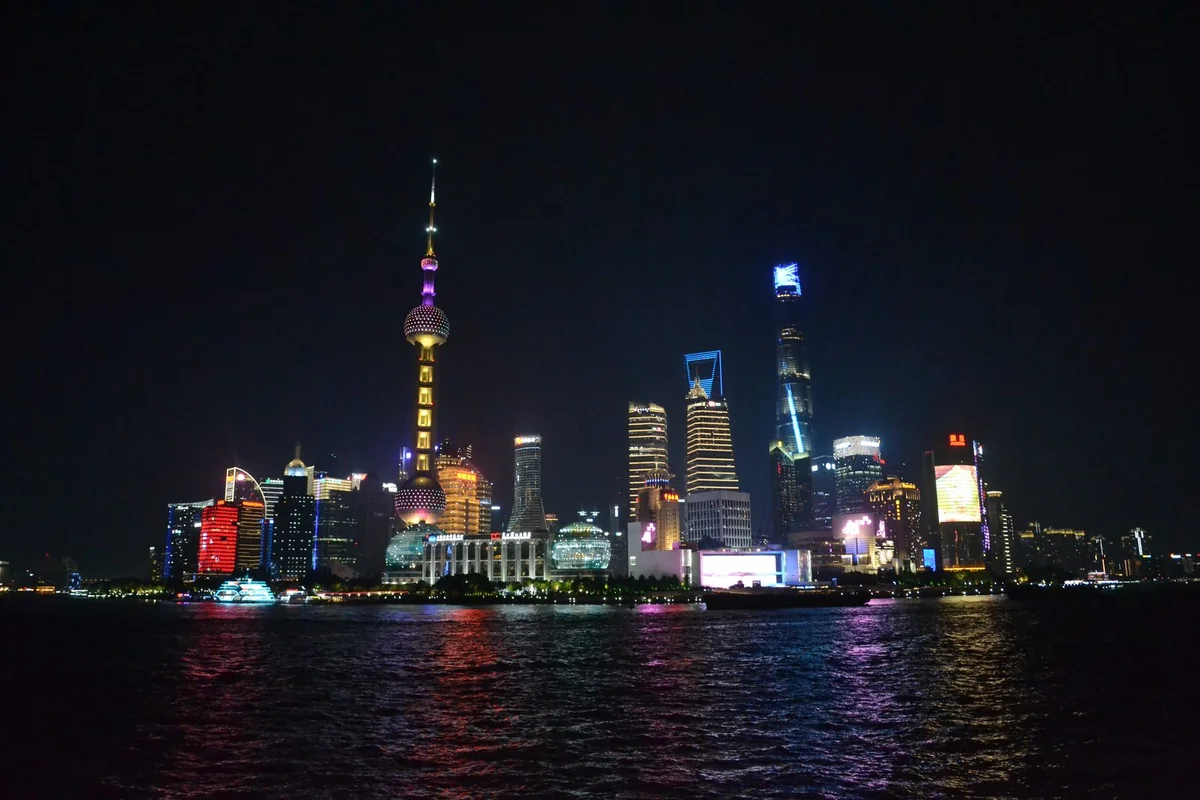 【2026年最新】中国でLINE・Instagram・Googleを使う方法 — VPN設定完全ガイド